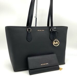 Michael Kors Bag Large Sheila Mf Tote Bag & Large Trifold Wallet Black/Gold